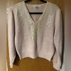Vintage Light Pink V-Neck Sweater with Sequins